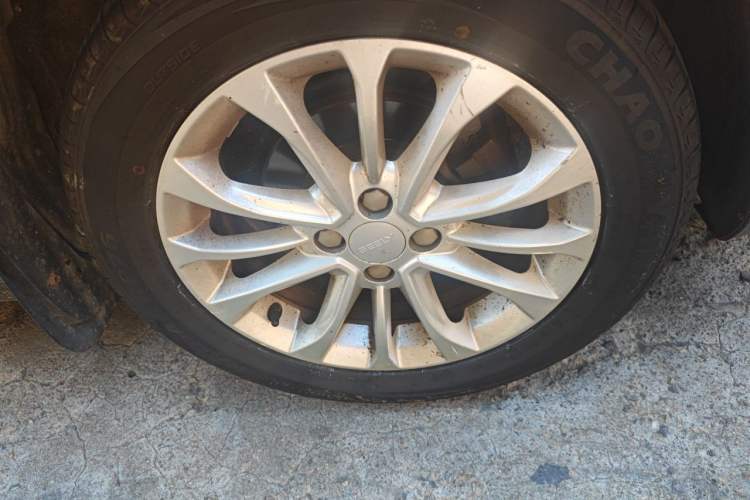 Used Geely Auto Vision 2015 1.5L Manual Happiness Edition Right Front Wheel Hub