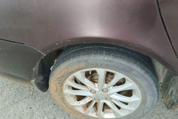 Used Geely Auto Vision 2015 1.5L Manual Elite Model Right Rear Wheel Hub