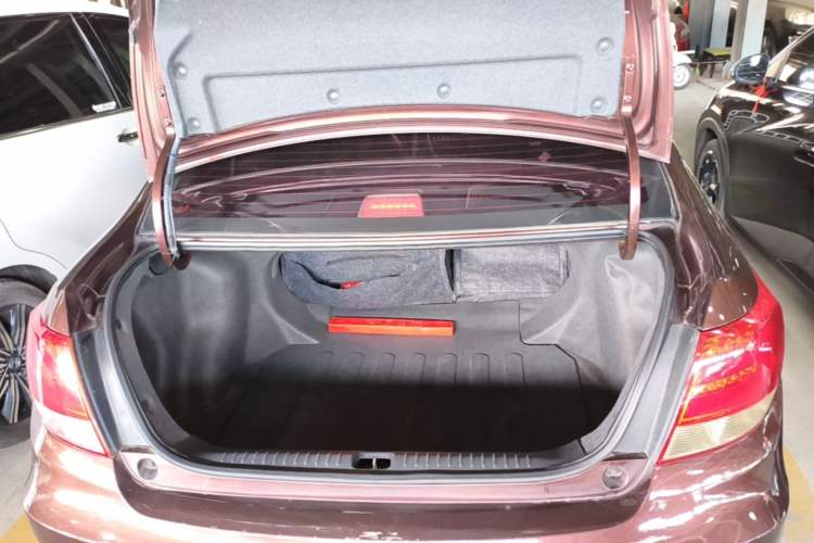 Used Geely Auto Vision 2015 1.5L Manual Happiness Edition Trunk