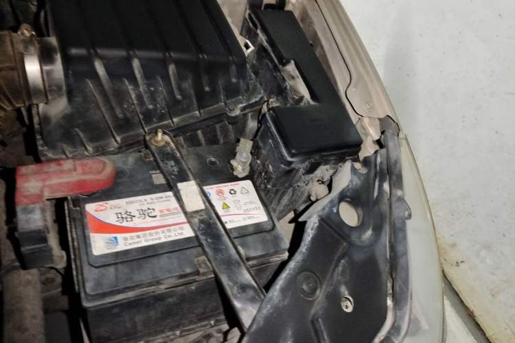Used Geely Auto Vision 2015 1.5L Manual Elite Model Engine Bay Left