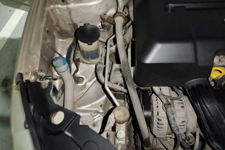 Used Geely Auto Vision 2015 1.5L Manual Elite Model Engine Bay Right