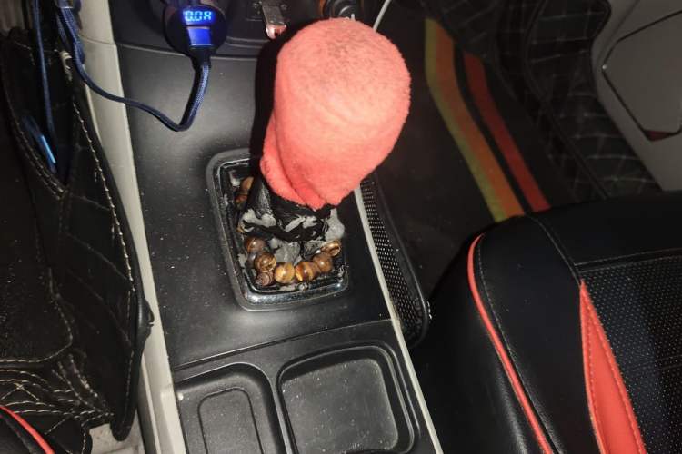 Used Geely Auto Vision 2015 1.5L Manual Elite Model Gear Lever