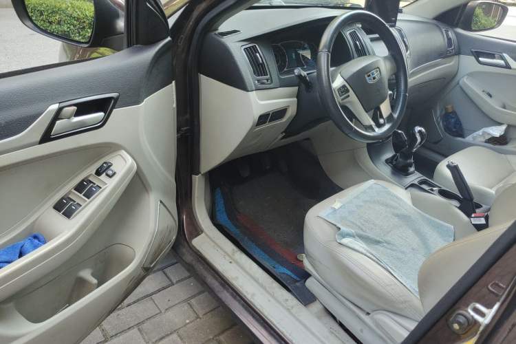 Used Geely Auto Vision 2015 1.5L Manual Elite Model Driver Seat