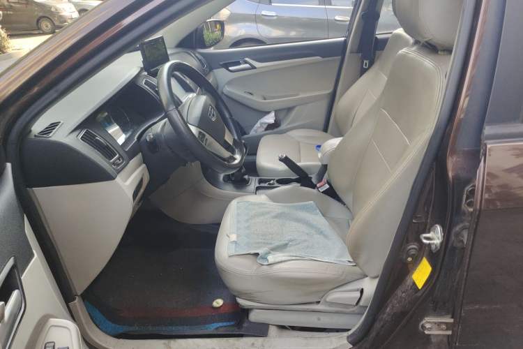 Used Geely Auto Vision 2015 1.5L Manual Elite Model Left Front Seat