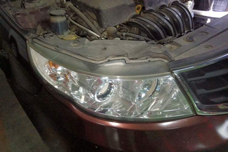 Used Geely Auto Vision 2015 1.5L Manual Elite Model Right Front Headlight