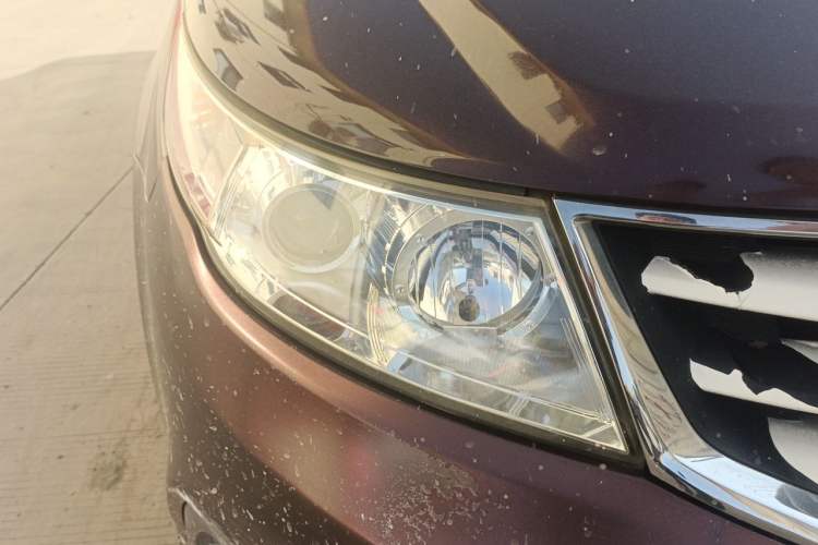 Used Geely Auto Vision 2015 1.5L Manual Elite Model Right Front Headlight