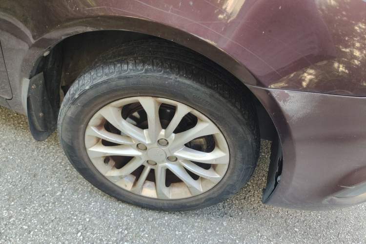 Used Geely Auto Vision 2015 1.5L Manual Elite Model Right Front Wheel Hub