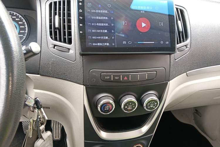 Used Geely Auto Vision 2015 1.5L Manual Elite Model Audio And AC Panel