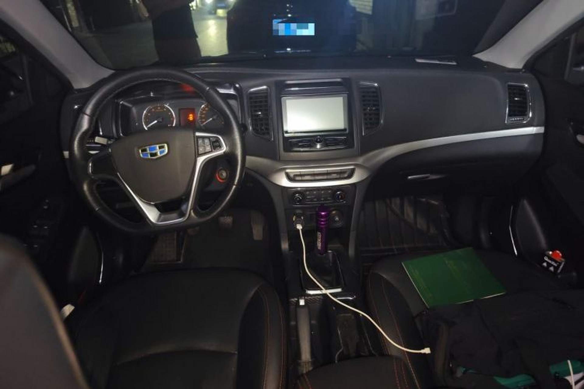 Used Geely Auto Vision 2015 1.5L Manual Happiness Edition Center Console