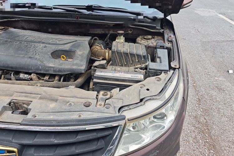 Used Geely Auto Vision 2015 1.3T Manual Luxury Model Engine Bay Left