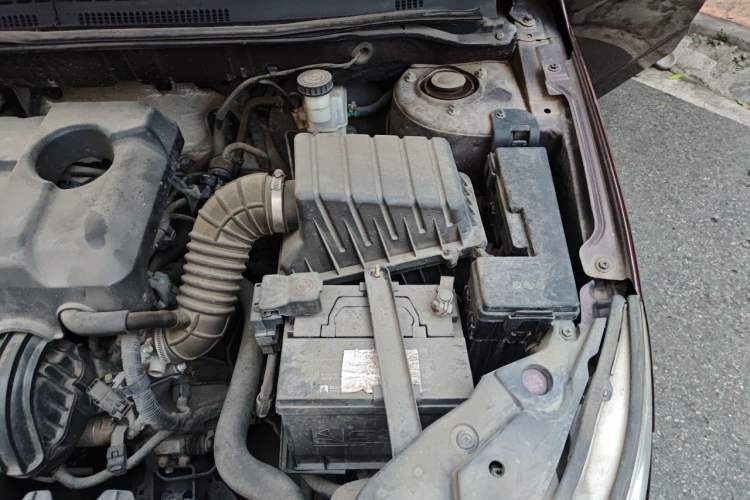 Used Geely Auto Vision 2015 1.5L Manual Happiness Edition Engine Bay Left
