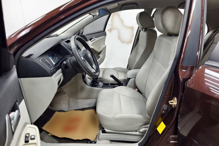 Used Geely Auto Vision 2015 1.5L Manual Elite Model Interior 8