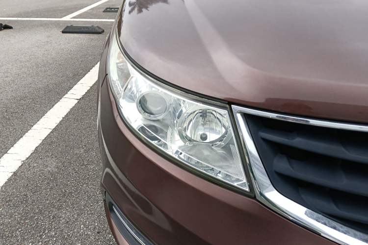 Used Geely Auto Vision 2015 1.5L Manual Elite Model Right Front Headlight