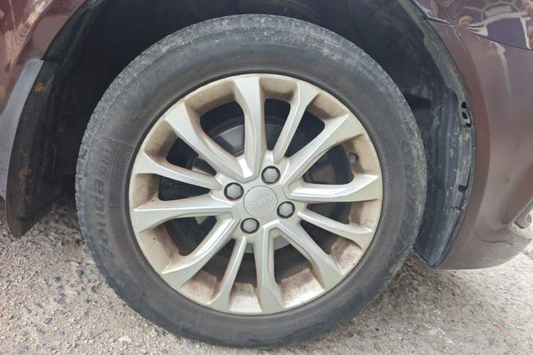 Used Geely Auto Vision 2015 1.5L Manual Happiness Edition Right Front Wheel Hub