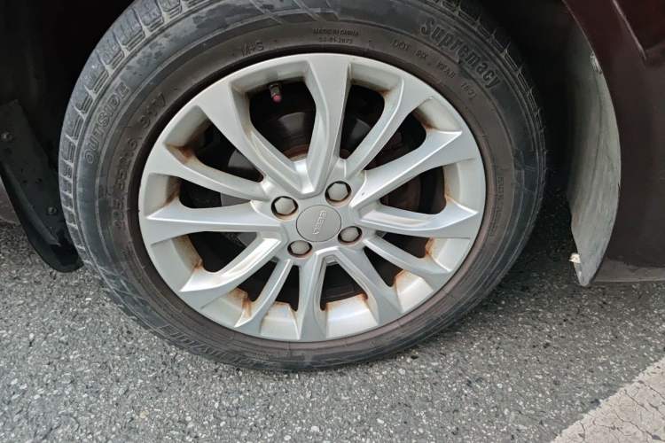 Used Geely Auto Vision 2015 1.5L Manual Happiness Edition Right Front Wheel Hub