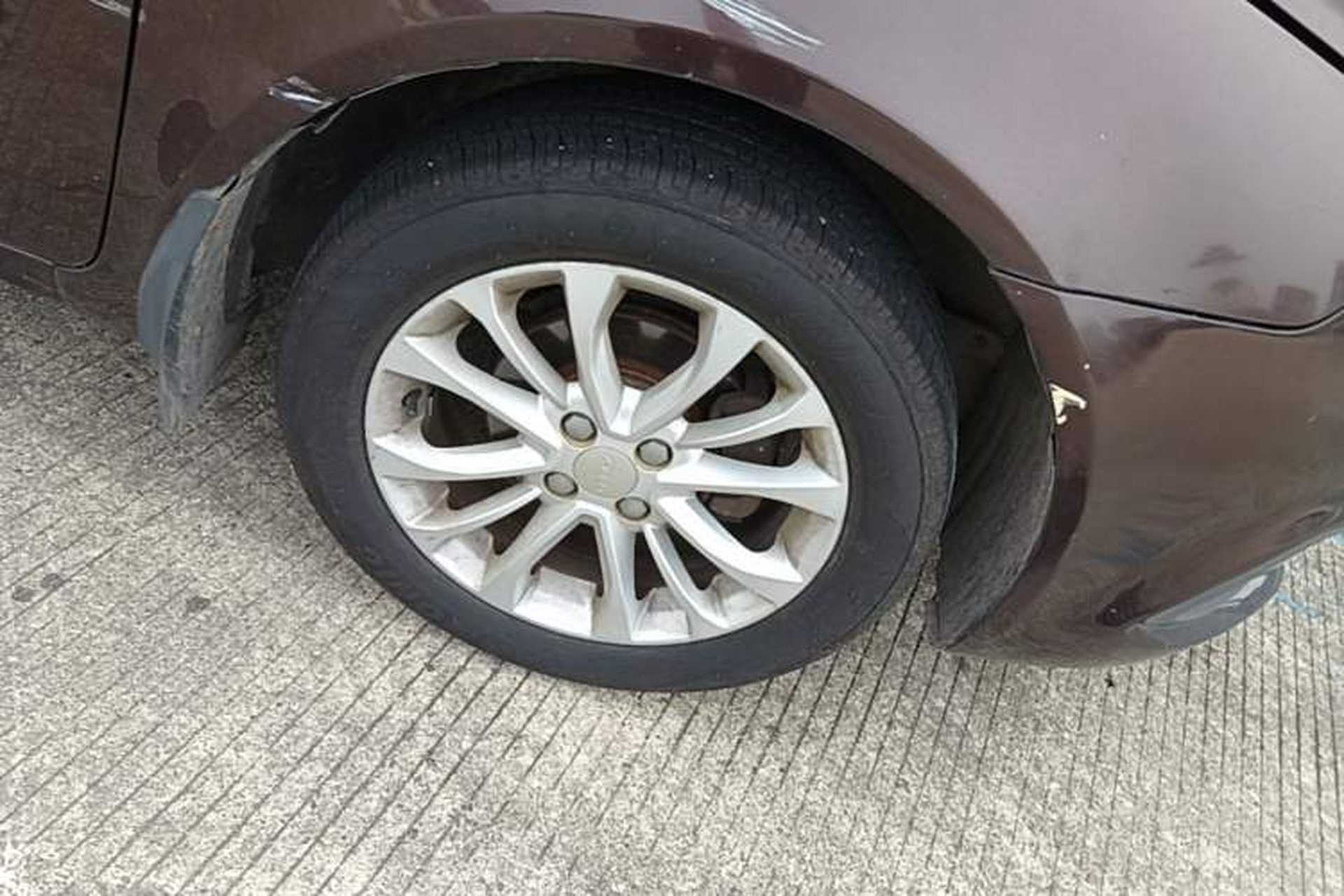 Used Geely Auto Vision 2015 1.5L Manual Elite Model Right Front Wheel Hub