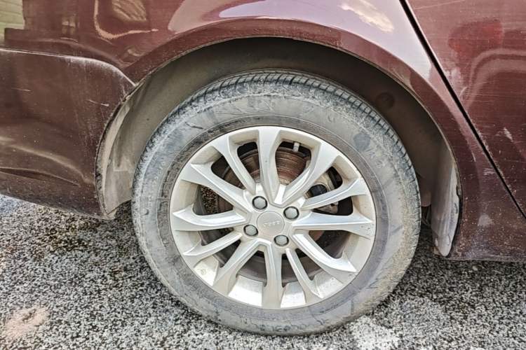 Used Geely Auto Vision 2015 1.5L Manual Elite Model Right Rear Wheel Hub