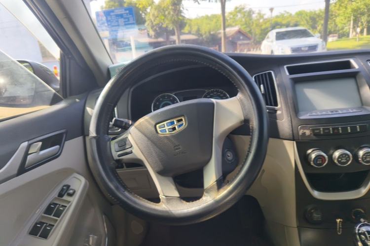 Used Geely Auto Vision 2015 1.5L Manual Elite Model Steering Wheel
