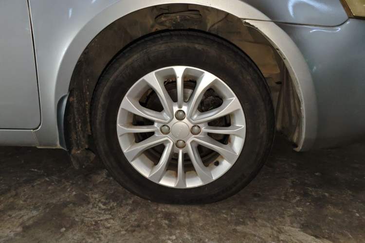 Used Geely Auto Vision 2015 1.5L Manual Entry-Level Model Right Front Wheel Hub