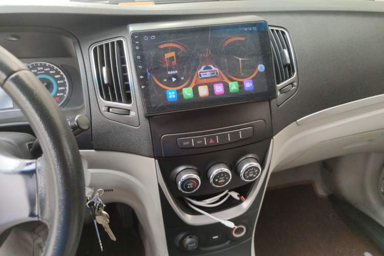 Used Geely Auto Vision 2015 1.5L Manual Entry-Level Model Audio And AC Panel