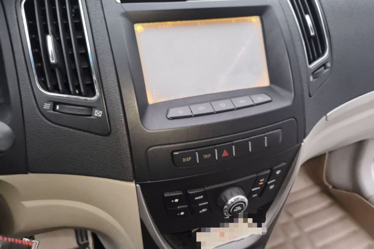 Used Geely Auto Vision 2015 1.3T Manual Luxury Model Audio And AC Panel