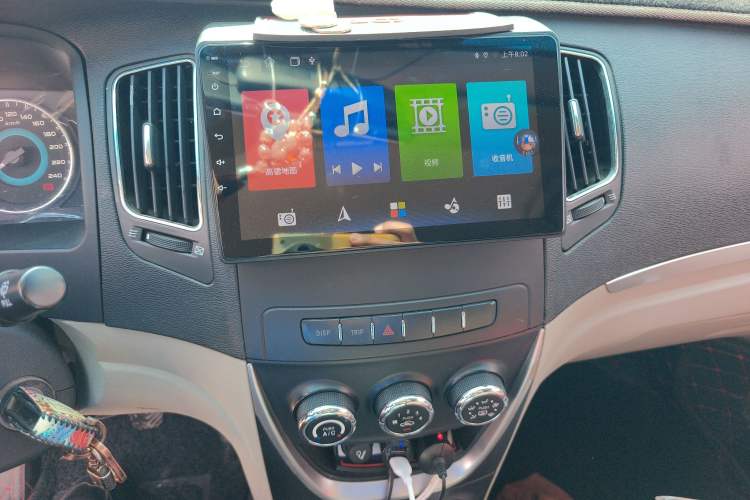 Used Geely Auto Vision 2015 1.5L Manual Elite Model Audio And AC Panel