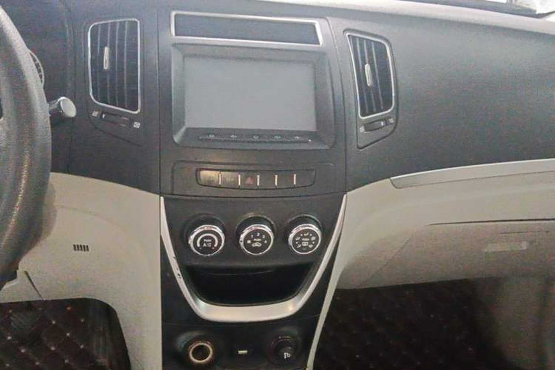 Used Geely Auto Vision 2015 1.5L Manual Elite Model Audio And AC Panel