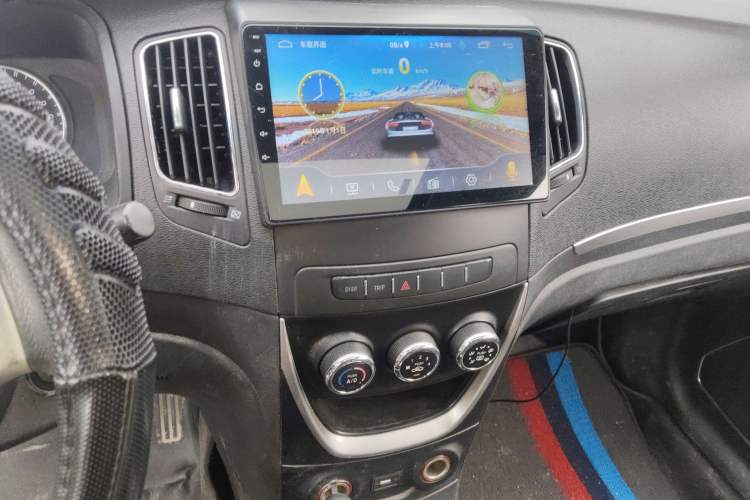 Used Geely Auto Vision 2015 1.5L Manual Happiness Edition Audio And AC Panel