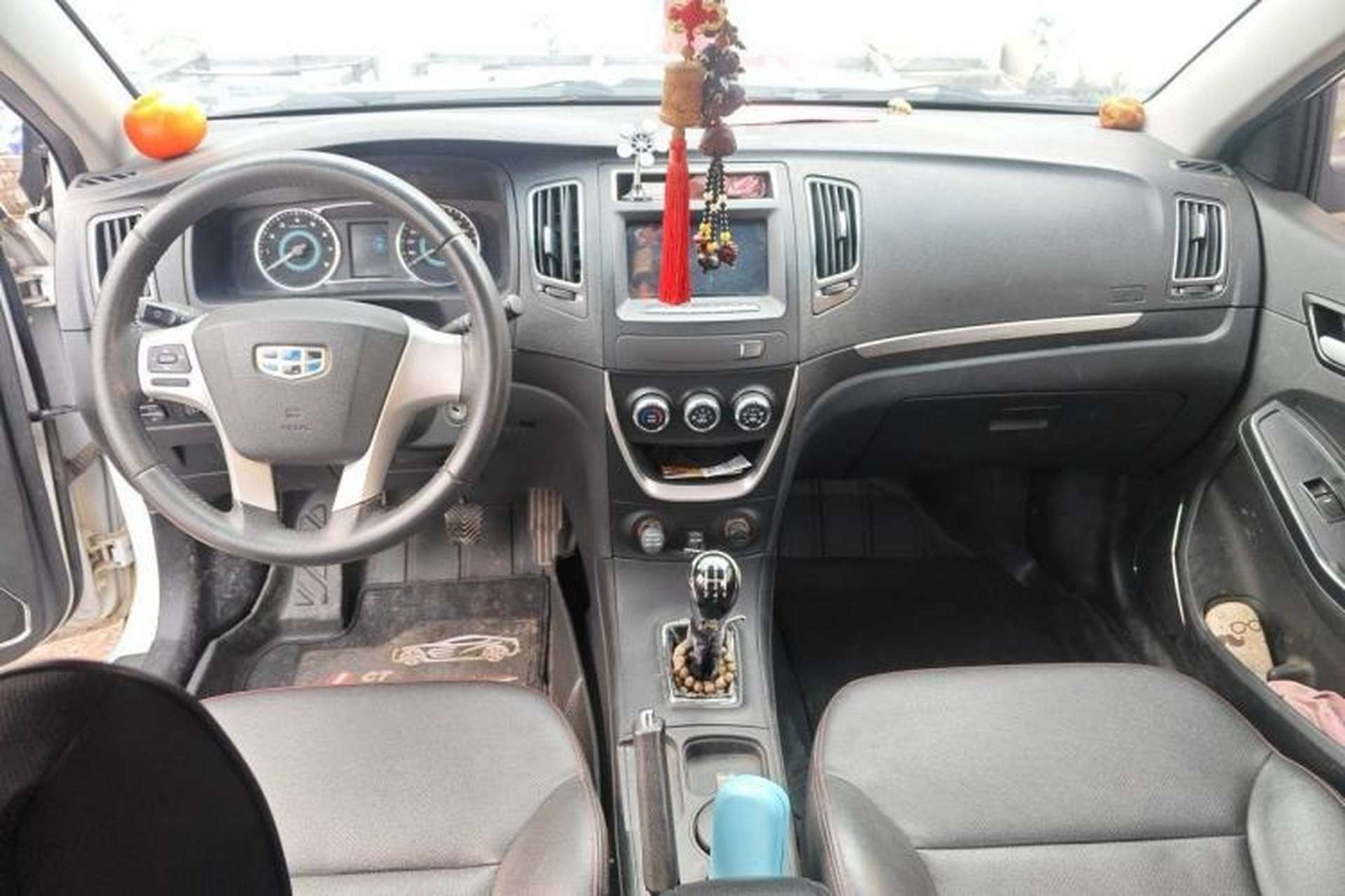 Used Geely Auto Vision 2015 1.5L Manual Happiness Edition Center Console