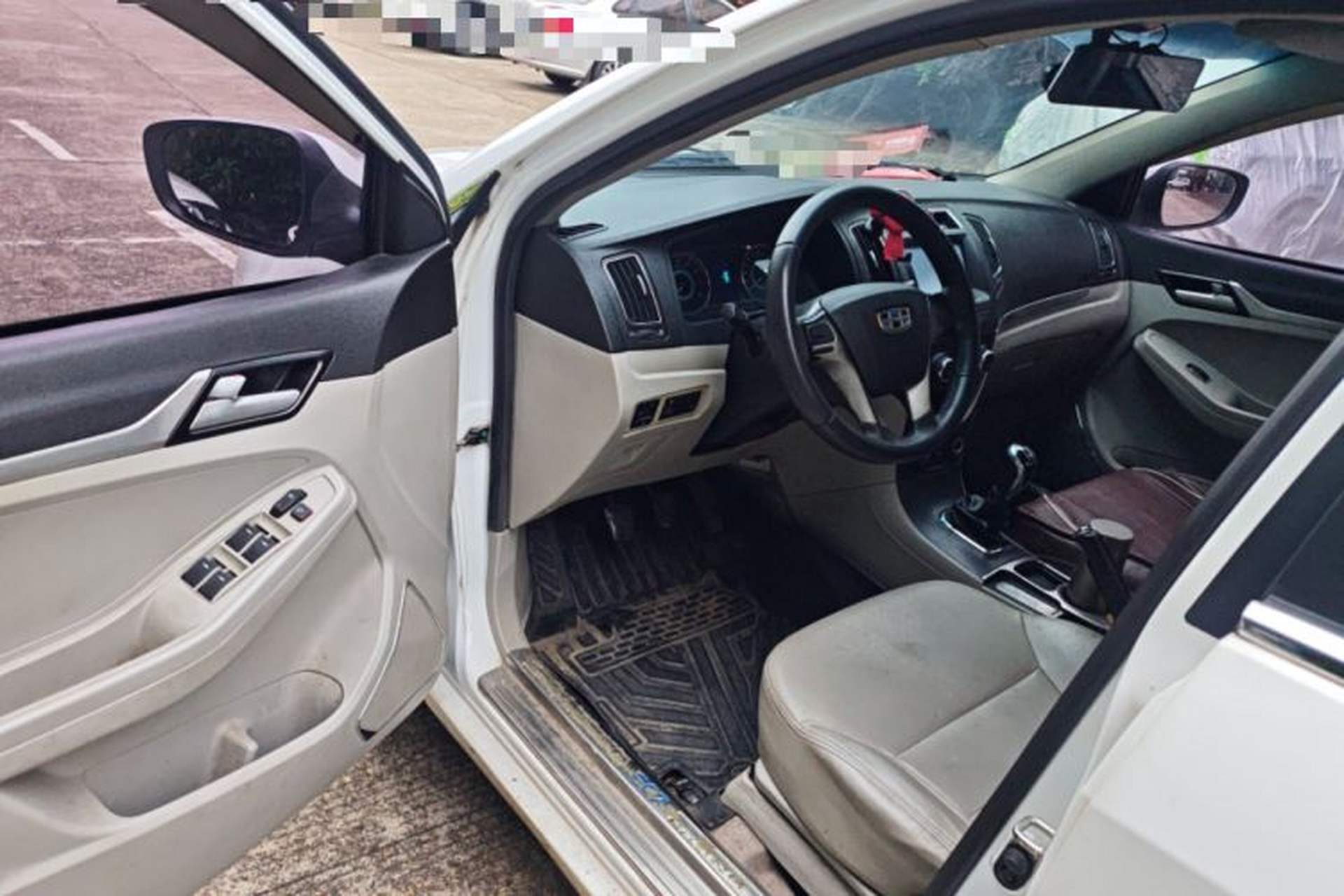 Used Geely Auto Vision 2015 1.5L Manual Happiness Edition Driver Seat