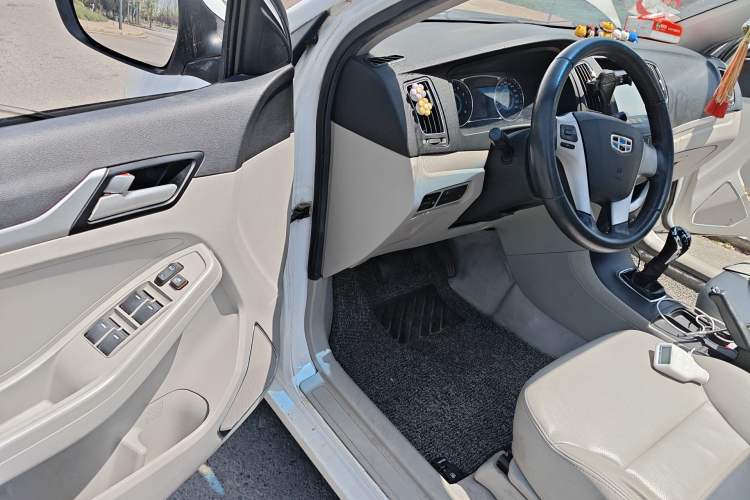 Used Geely Auto Vision 2015 1.5L Manual Elite Model Driver Seat