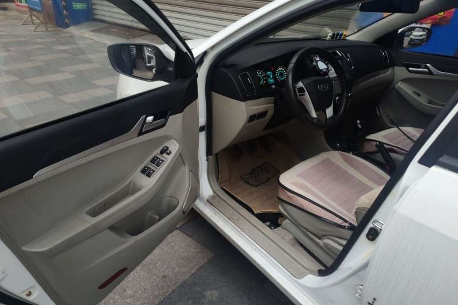 Used Geely Auto Vision 2015 1.5L Manual Elite Model Driver Seat