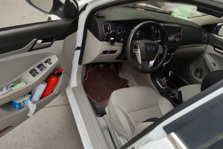 Used Geely Auto Vision 2015 1.5L Manual Entry-Level Model Driver Seat