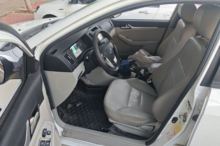 Used Geely Auto Vision 2015 1.5L Manual Elite Model Driver Seat
