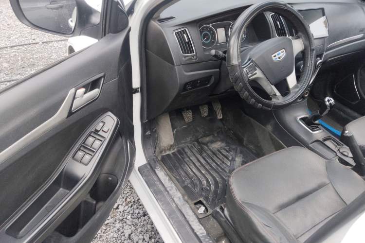 Used Geely Auto Vision 2015 1.5L Manual Happiness Edition Driver Seat