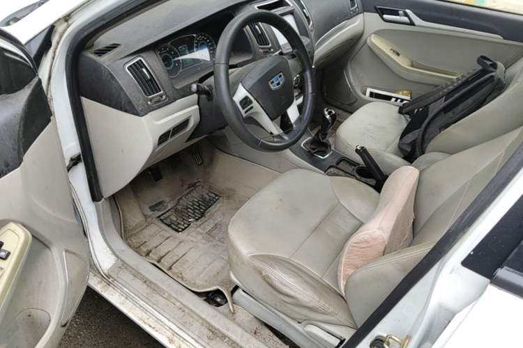 Used Geely Auto Vision 2015 1.5L Manual Elite Model Driver Seat