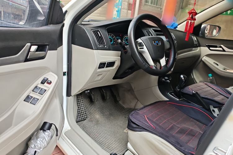 Used Geely Auto Vision 2015 1.5L Manual Elite Model Driver Seat
