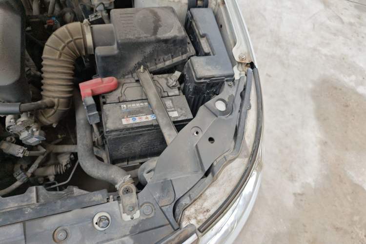 Used Geely Auto Vision 2015 1.5L Manual Elite Model Engine Bay Left