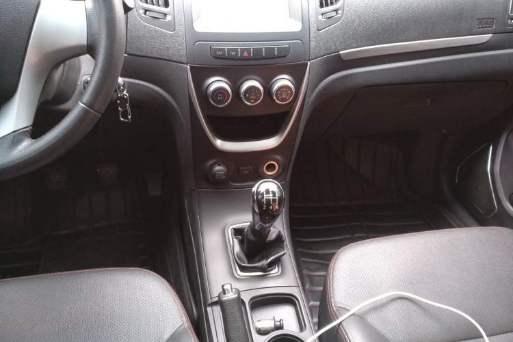 Used Geely Auto Vision 2015 1.5L Manual Happiness Edition Gear Lever
