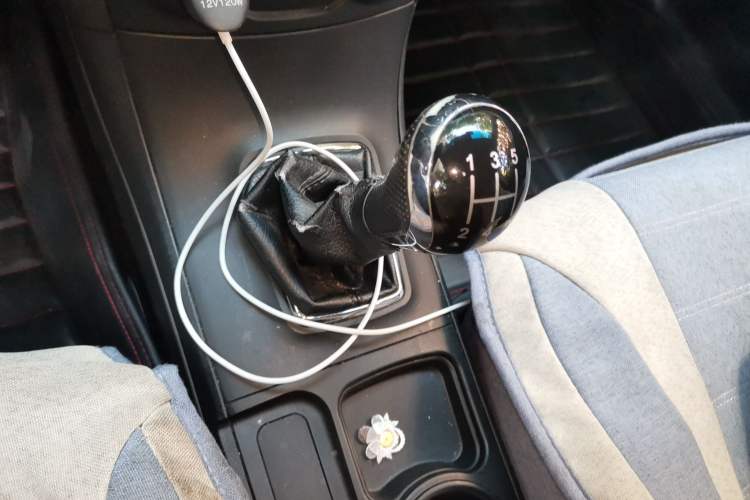 Used Geely Auto Vision 2015 1.5L Manual Happiness Edition Gear Lever
