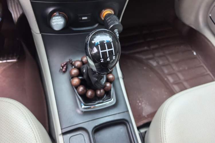 Used Geely Auto Vision 2015 1.5L Manual Elite Model Gear Lever
