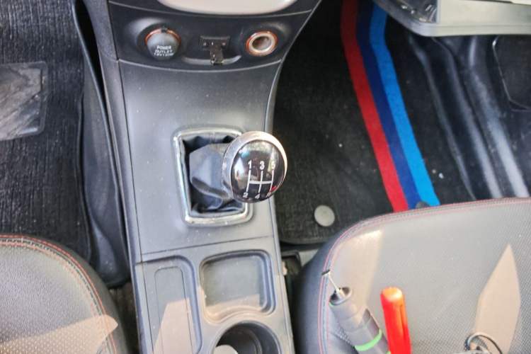 Used Geely Auto Vision 2015 1.5L Manual Happiness Edition Gear Lever