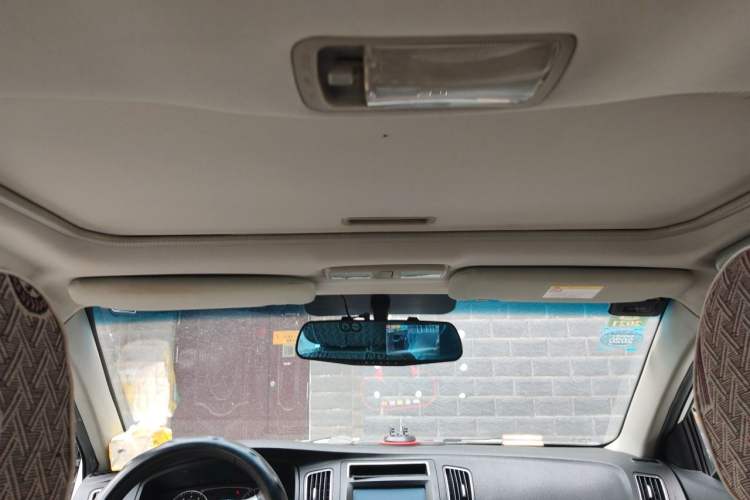 Used Geely Auto Vision 2015 1.5L Manual Happiness Edition Headliner