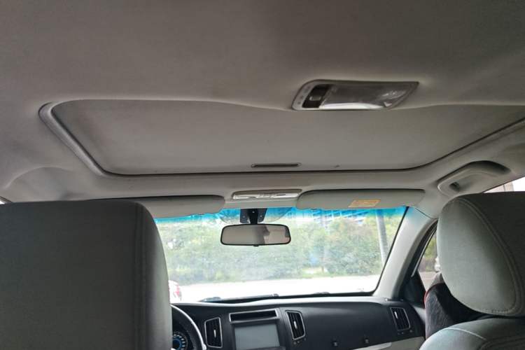 Used Geely Auto Vision 2015 1.5L Manual Elite Model Headliner