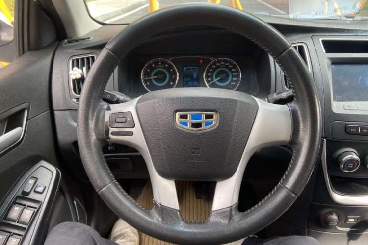 Used Geely Auto Vision 2015 1.5L Manual Elite Model Interior 2
