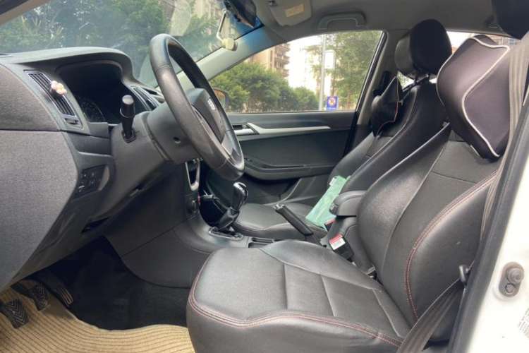 Used Geely Auto Vision 2015 1.5L Manual Elite Model Interior 5