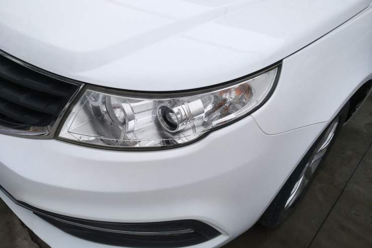 Used Geely Auto Vision 2015 1.5L Manual Happiness Edition Left Front Headlight