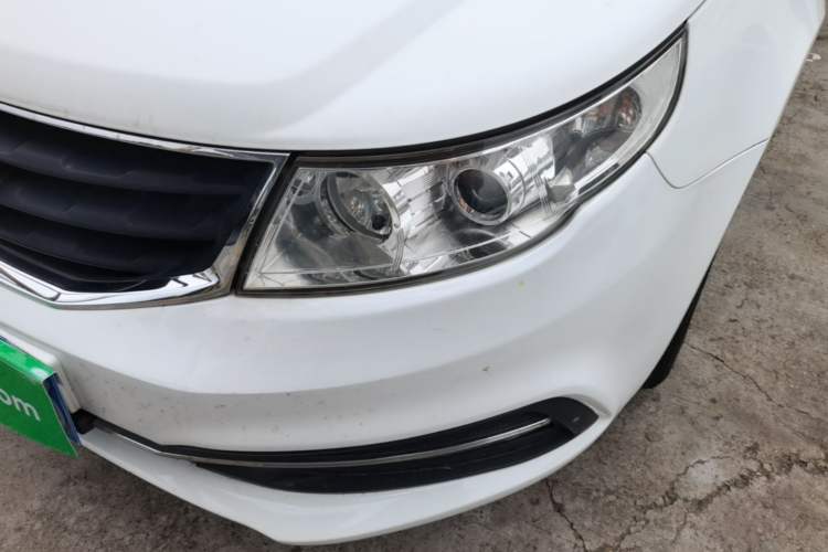 Used Geely Auto Vision 2015 1.5L Manual Elite Model Left Front Headlight