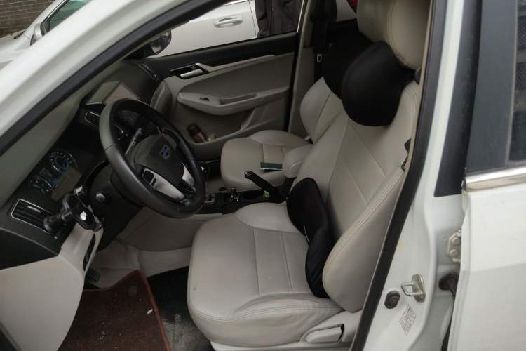 Used Geely Auto Vision 2015 1.5L Manual Entry-Level Model Left Front Seat