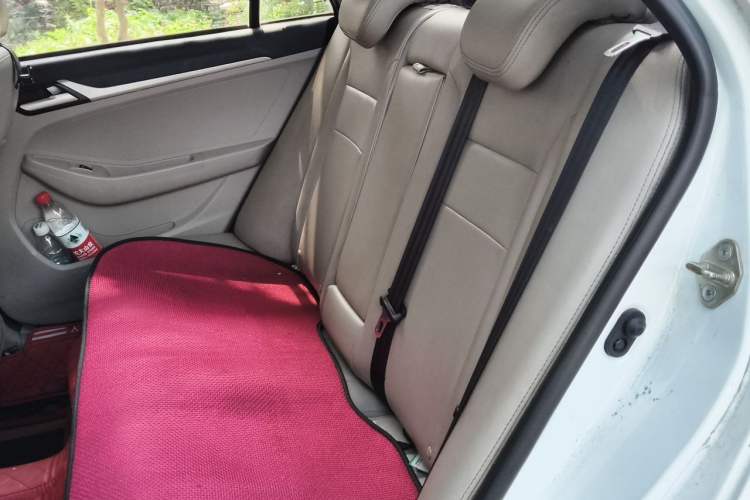 Used Geely Auto Vision 2015 1.5L Manual Happiness Edition Left Rear Seat